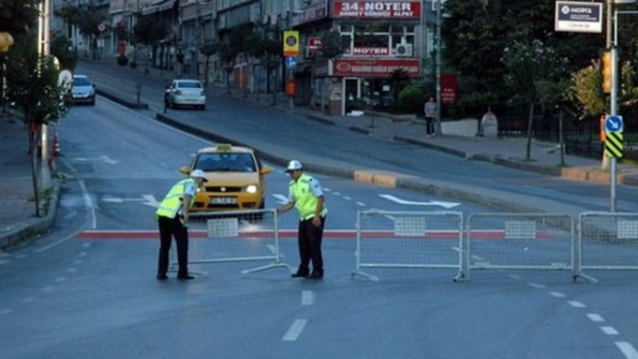 Dikkat! İstanbul'da Yarın Bu Yollar Trafiğe Kapatılacak!