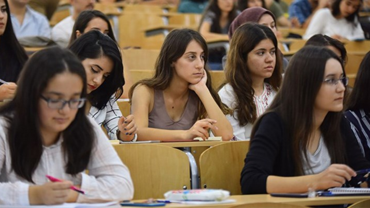 Kuzey Kıbrıs’ta Korkunç İddia: 20 Bin Kayıp Öğrenci Fuhuşa Zorlanıyor!