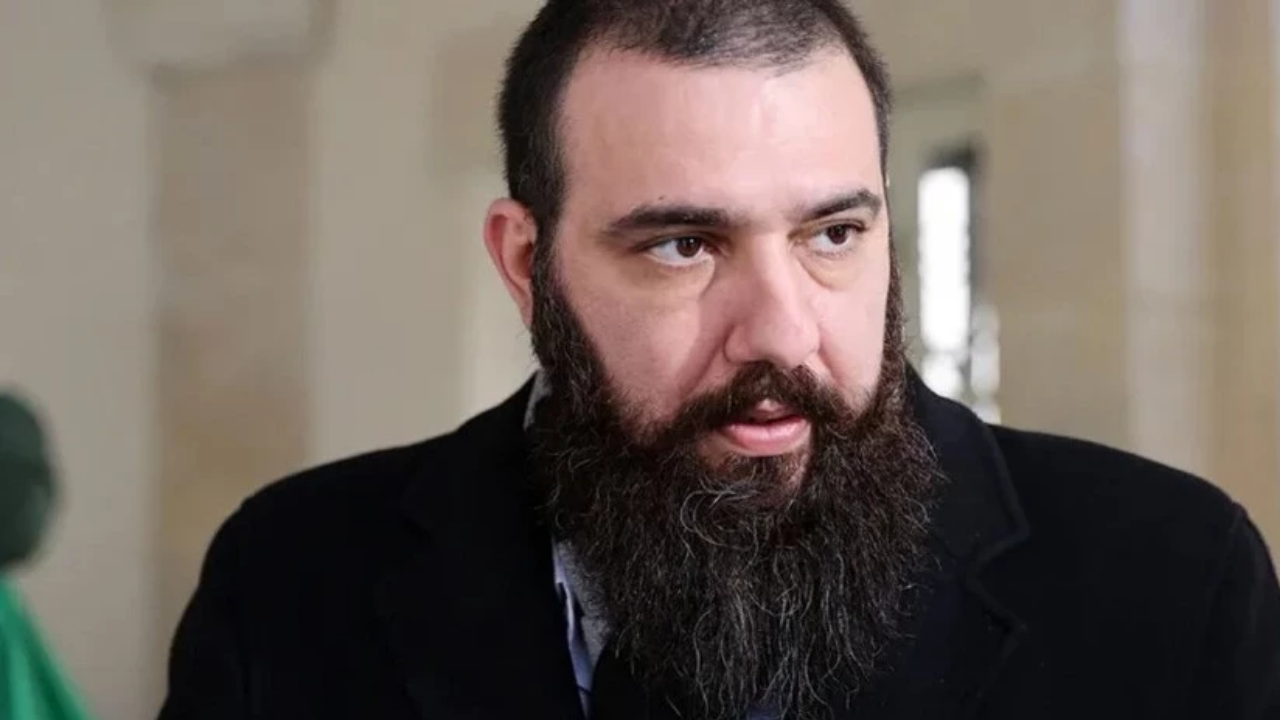 Sahte Diplomalı Osmanlı Torunundan “Cumhuriyet Düşmanı” Paylaşım!