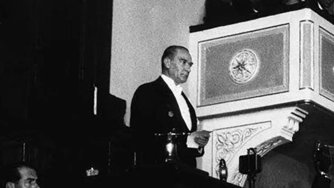 Siyasilerden 29 Ekim Cumhuriyet Bayramı Mesajları!