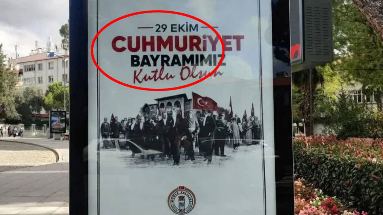 Valiliğin 29 Ekim Afişlerinde "Cumhuriyet" Yanlış Yazıldı!