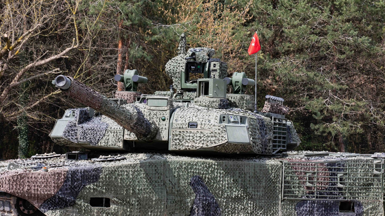Yerli ana muharebe tankı Altay TSK envanterine girdi