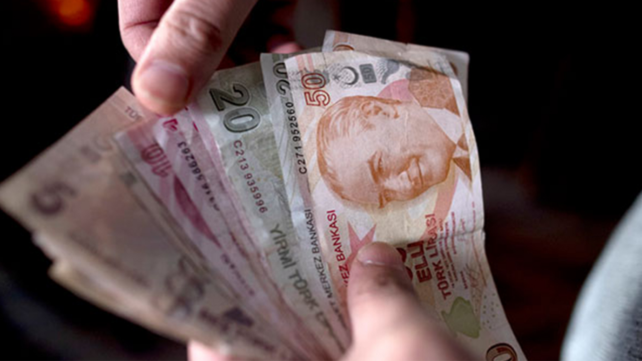 Türkiye Borç Batağında! En Borçlu İl Açıklandı, Rakamlar Şok Etti