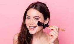 Her gün temizlenmesi gereken cilt bakım ürünleri ortaya çıktı