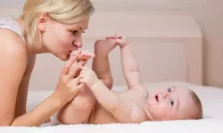 Anne ve çocuk sağlığında dev keşif: Bağırsak bakterileri karaciğeri koruyor