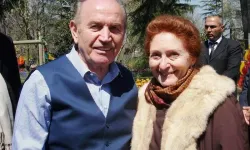 Deniz Ilgaz kimdir? Başörtülülere ders vermiyor mu?