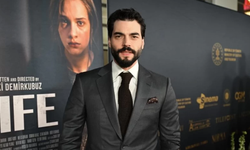 Akın Akınözü’nden itiraf: "Global ilgi beni ayakta tutuyor"