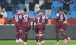 Trabzonspor, Çaykur Rizespor’u 5-2 mağlup ederek çeyrek finale yükseldi