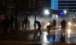 İzmir'de İmamoğlu protestolarında 51 kişi tutuklandı