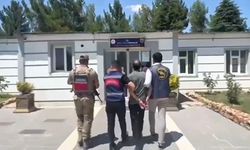 Diyarbakır’da 71 yıl hapis cezası ile aranan hükümlü, 20 yıl sonra yakalandı