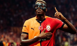 Osimhen Galatasaray’a İmzayı Atıyor mu? İtalyan Basını Duyurdu!