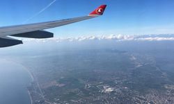 THY uçağında duman paniği: Yolcular acil tahliye edildi