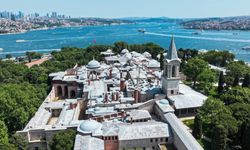 Topkapı Sarayı hangi padişah döneminde yapıldı?