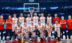12 Dev Adam'dan Tarihi Fark! Son 16 Garantilendi