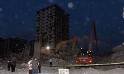Kahramanmaraş'ta yıkım faciası: İş makinesi operatörü hayatını kaybetti