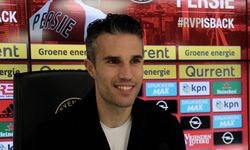 Robin van Persie'den Fenerbahçe açıklaması: Dört gözle bekliyoruz!