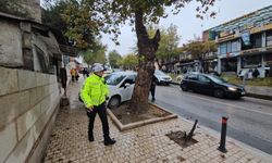 Edirne’de yola dökülen yağ kazaya neden oldu: 4 araç birbirine girdi