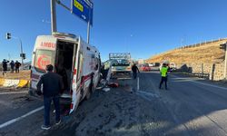 Ağrı’da ambulans kazası: 2’si ağır 7 yaralı