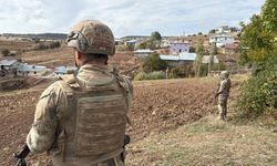 Sivas’ta arazi kavgası kanlı bitti: Komşusunu öldürüp jandarmaya ateş açtı