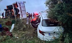 Manisa’da yağış nedeniyle kamyonet devrildi: 2 ölü, 3 yaralı