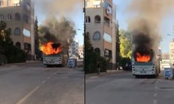 Özel halk otobüsü alevlere teslim oldu: O anlar kamerada