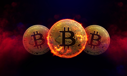 Bitcoin Tarihi Zirveyi Kırdı! 125 Bin Dolar Eşiği Aşıldı, Sırada Ne Var?