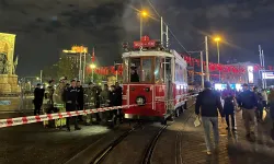 İstiklal’de Nostaljik Tramvay Alev Aldı!