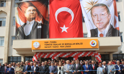 Okullara Skandal Talimat: Milli Bayramlarda Erdoğan Posteri Asılacak!