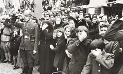 Arşivlerden Atatürk’ün Son Yolculuğu: Ulusun Kederi Fotoğraflarda Can Buldu