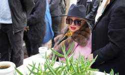 Banu Alkan, kardeşi Osman Alkan’ı gözyaşlarıyla son yolculuğuna uğurladı