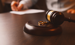 Boşanma süreçlerinde yeni dönem: Süresiz nafaka yerini kademeli sisteme bırakacak