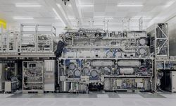 Dünyanın en stratejik teknolojisi: 300 milyon dolarlık EUV makinesi nedir?