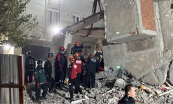 Gebze’de 4 Kişiye Mezar Olan Binada Enkaz Kaldırma Çalışmaları Başladı!