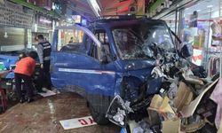 Güney Kore’de pazar yerine araç daldı: 2 ölü, 18 yaralı