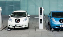 İngiltere'de elektrikli araçlara yol vergisi getirildi