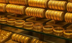 Altın haftanın son gününde yükselişte