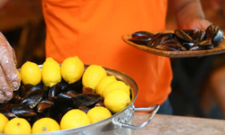 İstanbul’da gıda zehirlenmesi alarmı: Kaçak midye tüketimi risk taşıyor