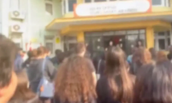 İzmir’de Lise Öğrencileri "Andımız"ı Okudu!