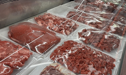 Kırmızı Ette Fiyat Oyunu: Her Kasap "Balıkesir Kuzusu" Deyip 100 Lira Fazla Satıyor!