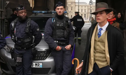 Louvre’daki “Gizemli Dedektif”in Sırrı Ortaya Çıktı! Herkes Yapay Zeka Sanmıştı...