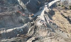 Sivas'taki maden faciasında şantiye şefi 5 gündür toprak altında
