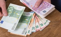 Euro Türk lirası karşısında 50,23 seviyesine ulaştı