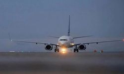 Kar yağışı nedeniyle üç kentte uçak seferleri iptal edildi