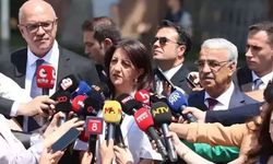DEM Parti heyeti, Öcalan ile görüşme sonrası açıklama yaptı