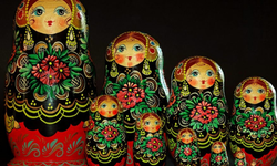 Matruşka'nın sırrı: İçinden çıkan her bebek bir hikaye anlatıyor