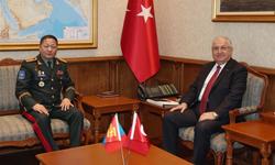 Ankara’da askeri zirve: Güler, Moğol komutanı ağırladı