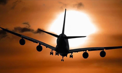 Uçakta sigara içmenin cezası 24 bin TL