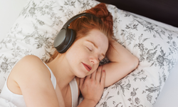 Uyurken müzik dinlemek uyku kalitesini bozuyor