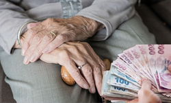 CHP’nin emekli maaşı önergesi AK Parti  ve MHP oylarıyla reddedildi