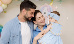 Boşanma iddiaları gündemdeydi, romantik poz her şeyi anlattı